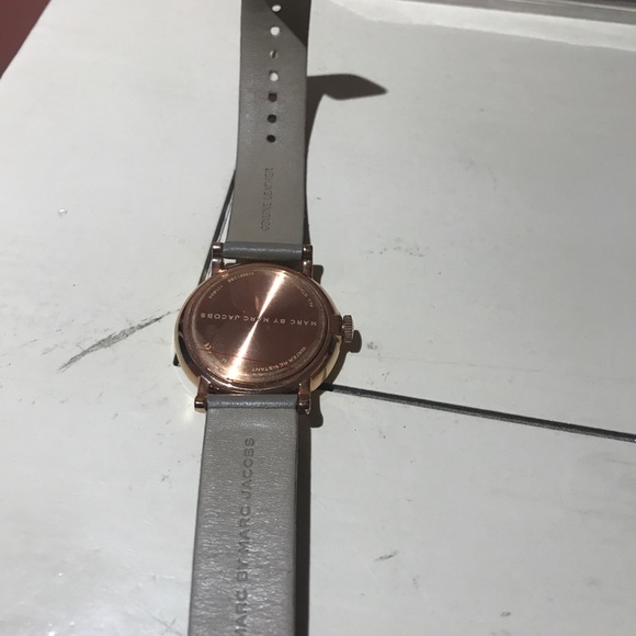 Marc Jacobs watch - Picture 3 of 3
